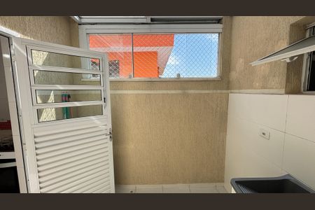 Apartamento para alugar com 46m², 2 quartos e 1 vagaÁrea de Serviço