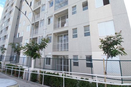 Apartamento à venda com 48m², 2 quartos e 1 vaga Apartamento à venda com 48m², 2 quartos e 1 vagaFachada do bloco