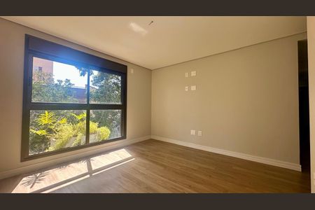 Apartamento à venda com 139m², 4 quartos e 3 vagas Apartamento à venda com 139m², 4 quartos e 3 vagasQuarto