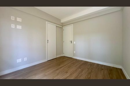 Apartamento à venda com 139m², 4 quartos e 3 vagas Apartamento à venda com 139m², 4 quartos e 3 vagasQuarto