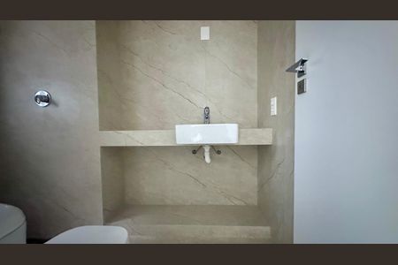 Apartamento à venda com 139m², 4 quartos e 3 vagas Apartamento à venda com 139m², 4 quartos e 3 vagasBanheiro