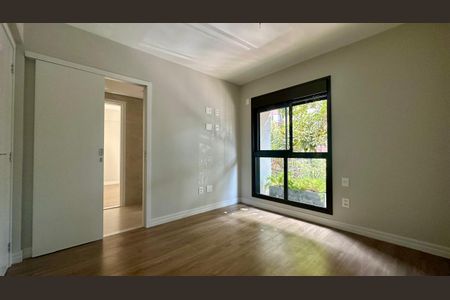 Apartamento à venda com 139m², 4 quartos e 3 vagas Apartamento à venda com 139m², 4 quartos e 3 vagasQuarto