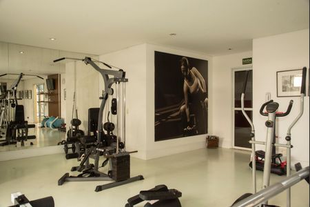 Apartamento à venda com 84m², 3 quartos e 2 vagas Apartamento à venda com 84m², 3 quartos e 2 vagasÁrea comum - Academia