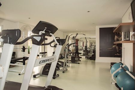 Apartamento à venda com 84m², 3 quartos e 2 vagas Apartamento à venda com 84m², 3 quartos e 2 vagasÁrea comum - Academia