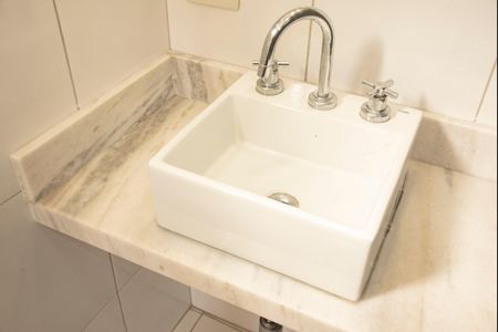 Apartamento à venda com 84m², 3 quartos e 2 vagasBanheiro da Suíte