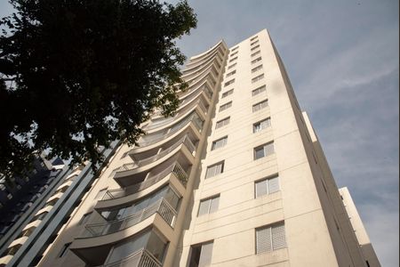 Apartamento à venda com 84m², 3 quartos e 2 vagas Apartamento à venda com 84m², 3 quartos e 2 vagasFachada