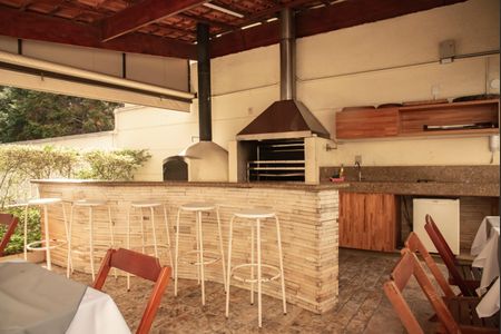 Apartamento à venda com 84m², 3 quartos e 2 vagas Apartamento à venda com 84m², 3 quartos e 2 vagasÁrea comum - Churrasqueira