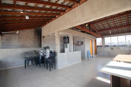 Casa à venda com 175m², 3 quartos e 2 vagasQuintal
