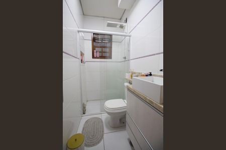 Casa à venda com 175m², 3 quartos e 2 vagasBanheiro da Suíte 2