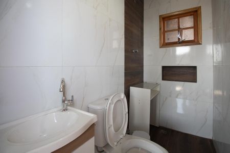 Casa à venda com 175m², 3 quartos e 2 vagasBanheiro 4