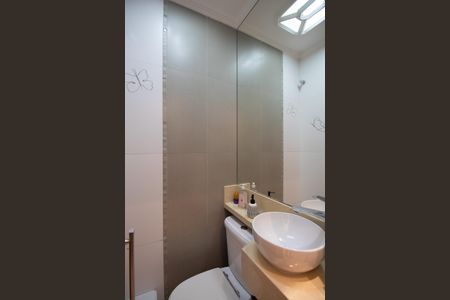 Casa à venda com 175m², 3 quartos e 2 vagasLavabo