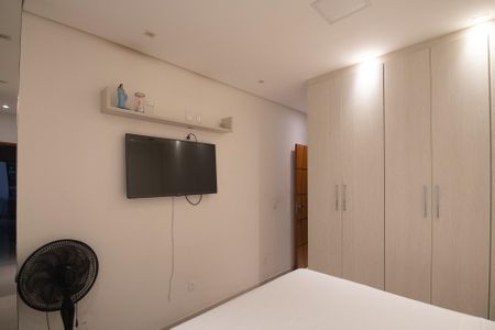 Casa à venda com 175m², 3 quartos e 2 vagasSuíte 1