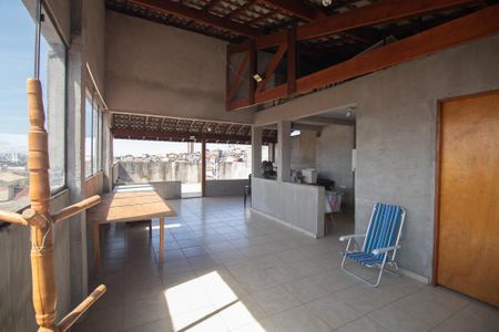 Casa à venda com 175m², 3 quartos e 2 vagasQuintal