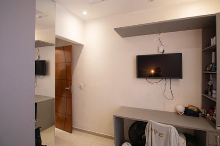 Casa à venda com 175m², 3 quartos e 2 vagasSuíte 2