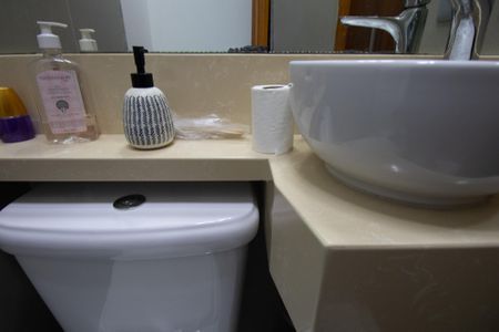 Casa à venda com 175m², 3 quartos e 2 vagasLavabo