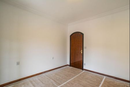 Casa à venda com 270m², 3 quartos e 4 vagas Casa à venda com 270m², 3 quartos e 4 vagasSuíte 3