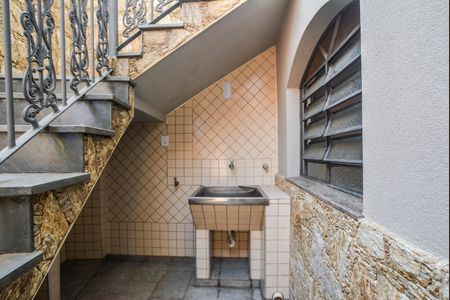 Casa à venda com 270m², 3 quartos e 4 vagas Casa à venda com 270m², 3 quartos e 4 vagasÁrea gourmet