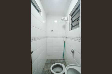 Casa à venda com 270m², 3 quartos e 4 vagas Casa à venda com 270m², 3 quartos e 4 vagasBanheiro de serviço