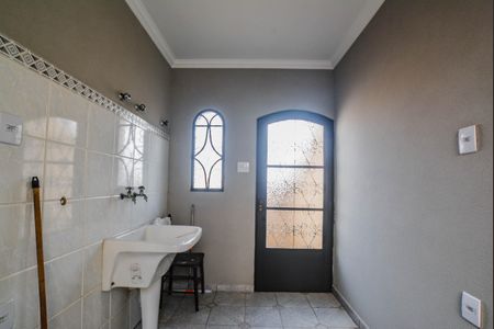 Casa à venda com 270m², 3 quartos e 4 vagas Casa à venda com 270m², 3 quartos e 4 vagasÁrea de Serviço