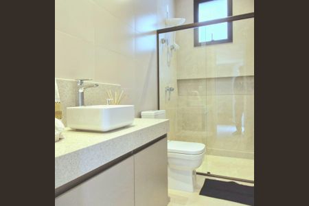 Casa à venda com 165m², 3 quartos e 4 vagasBanheiro social