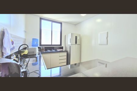 Casa à venda com 165m², 3 quartos e 4 vagasCozinha