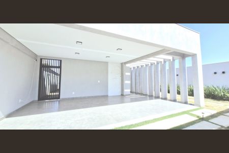 Casa à venda com 165m², 3 quartos e 4 vagasGaragem