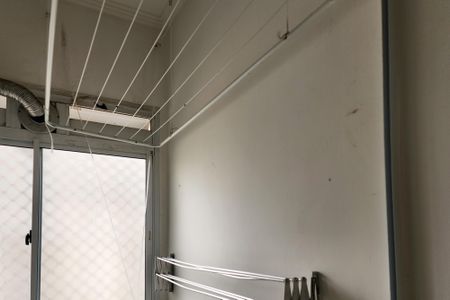 Apartamento à venda com 52m², 2 quartos e 1 vaga Apartamento à venda com 52m², 2 quartos e 1 vagaÁrea de Serviço