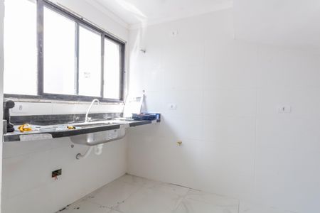 Casa à venda com 68m², 2 quartos e 2 vagas Casa à venda com 68m², 2 quartos e 2 vagasCozinha
