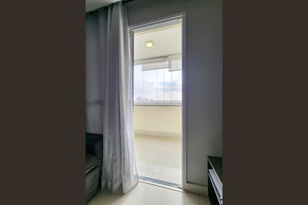 Apartamento à venda com 54m², 2 quartos e 1 vaga Apartamento à venda com 54m², 2 quartos e 1 vagaVaranda