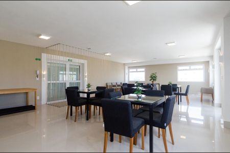 Apartamento à venda com 54m², 2 quartos e 1 vaga Apartamento à venda com 54m², 2 quartos e 1 vagaÁrea Comum