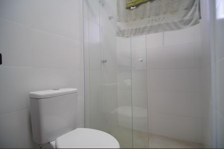 Casa de condomínio à venda com 60m², 2 quartos e 2 vagasBanheiro