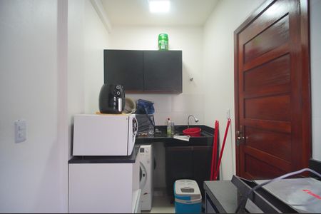 Casa de condomínio à venda com 60m², 2 quartos e 2 vagasCozinha