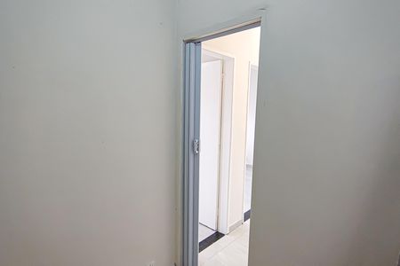 Apartamento à venda com 60m², 3 quartos e sem vaga Apartamento à venda com 60m², 3 quartos e sem vagaHall