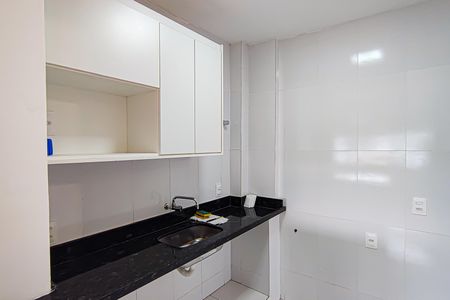 Apartamento à venda com 60m², 3 quartos e sem vaga Apartamento à venda com 60m², 3 quartos e sem vagaCozinha e Área de Serviço