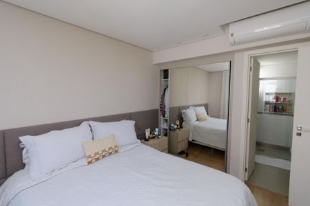 Apartamento à venda com 139m², 2 quartos e 3 vagas Apartamento à venda com 139m², 2 quartos e 3 vagasSuíte