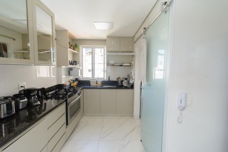 Apartamento à venda com 139m², 2 quartos e 3 vagas Apartamento à venda com 139m², 2 quartos e 3 vagasCozinha