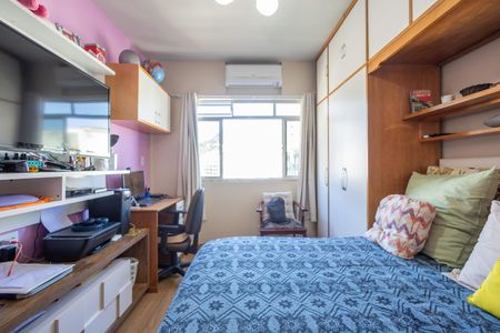 Apartamento à venda com 140m², 3 quartos e 1 vagaQuarto 2