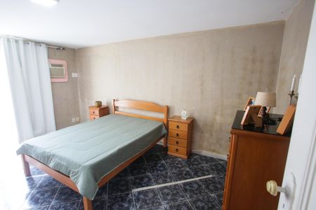 Casa à venda com 300m², 4 quartos e 2 vagasQuarto 1