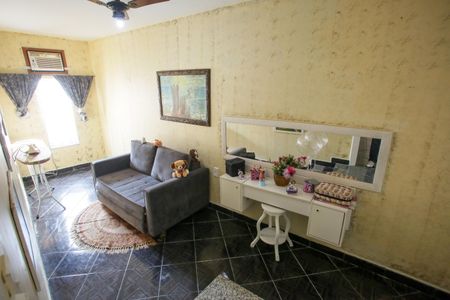 Casa à venda com 300m², 4 quartos e 2 vagasQuarto 2