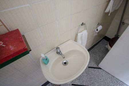 Casa à venda com 300m², 4 quartos e 2 vagasBanheiro da Suíte 1