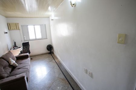 Casa à venda com 300m², 4 quartos e 2 vagasQuarto 3