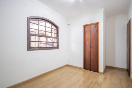 Casa à venda com 141m², 2 quartos e 3 vagas Casa à venda com 141m², 2 quartos e 3 vagasSuíte