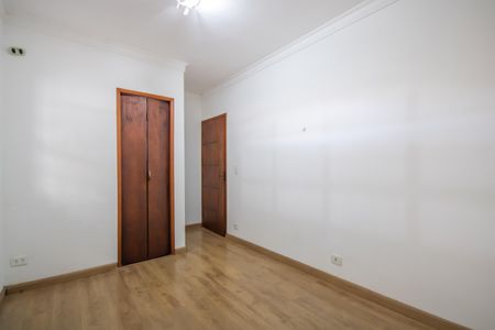 Casa à venda com 141m², 2 quartos e 3 vagas Casa à venda com 141m², 2 quartos e 3 vagasSuíte