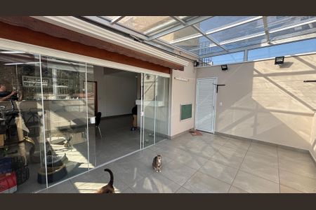 Apartamento à venda com 120m², 2 quartos e 1 vaga Apartamento à venda com 120m², 2 quartos e 1 vagaCobertura