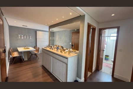 Apartamento à venda com 120m², 2 quartos e 1 vaga Apartamento à venda com 120m², 2 quartos e 1 vagaSala