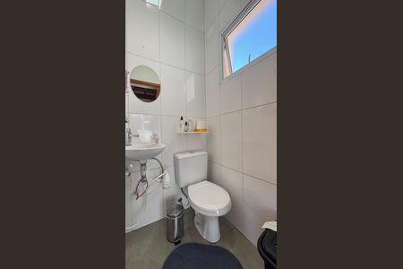 Apartamento à venda com 120m², 2 quartos e 1 vaga Apartamento à venda com 120m², 2 quartos e 1 vagaCobertura - Banheiro