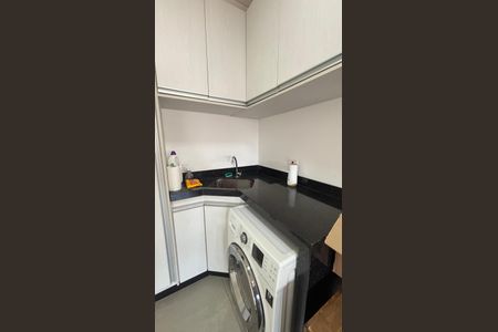 Apartamento à venda com 120m², 2 quartos e 1 vaga Apartamento à venda com 120m², 2 quartos e 1 vagaCobertura - Area de Serviço