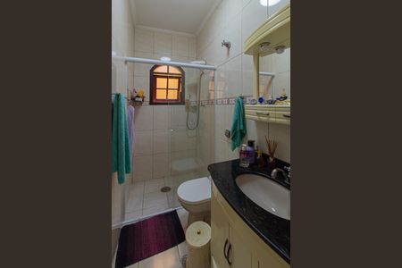 Casa à venda com 145m², 4 quartos e 2 vagas Casa à venda com 145m², 4 quartos e 2 vagasBanheiro da Suite 2