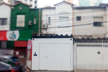 Casa para alugar com 120m², 2 quartos e 1 vaga Casa para alugar com 120m², 2 quartos e 1 vagaFachada