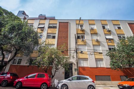 Apartamento à venda com 76m², 2 quartos e sem vaga Apartamento à venda com 76m², 2 quartos e sem vagaFachada